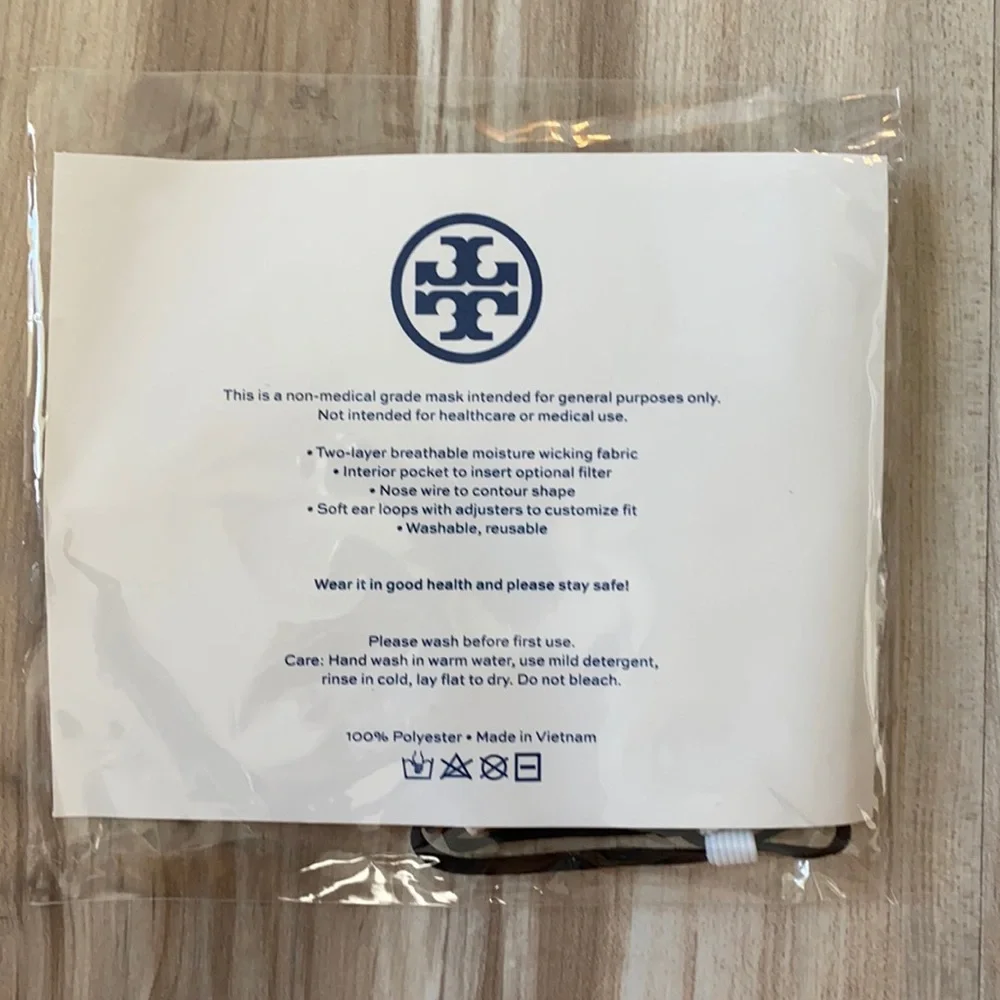 ❤️ Tory Burch Floral Printed Face Mask NWOT